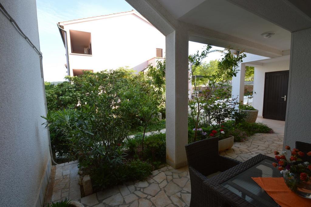 Apartment Vita Mali Losinj Luaran gambar